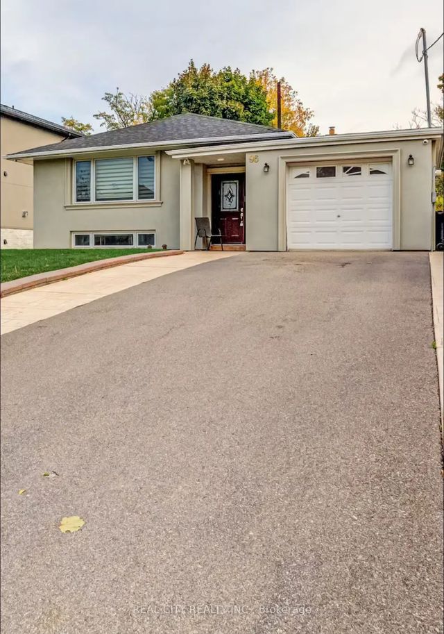 96 Wyndcliff Crescent Main, Toronto C13