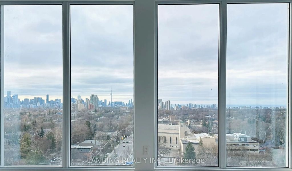 2020 Bathurst Street 1721, Toronto C03