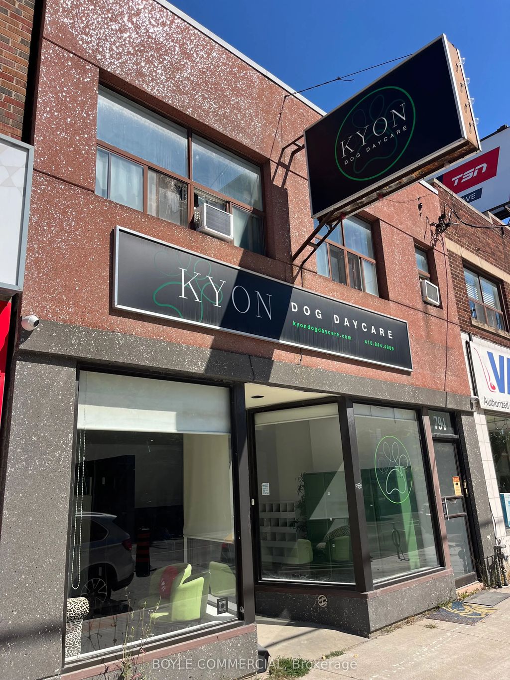 792-794 Eglinton Avenue, Toronto C11