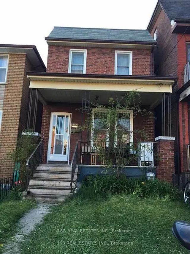 574 Palmerston Avenue 2 Nd Floor, Toronto C02