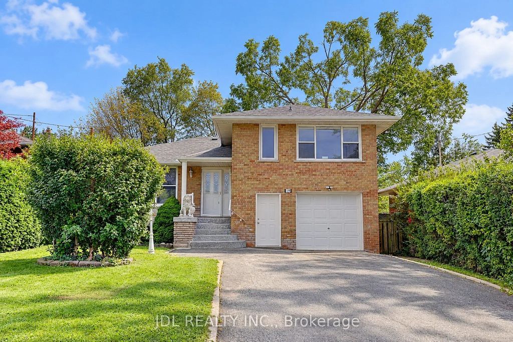 19 Sweeney Drive, Toronto C13