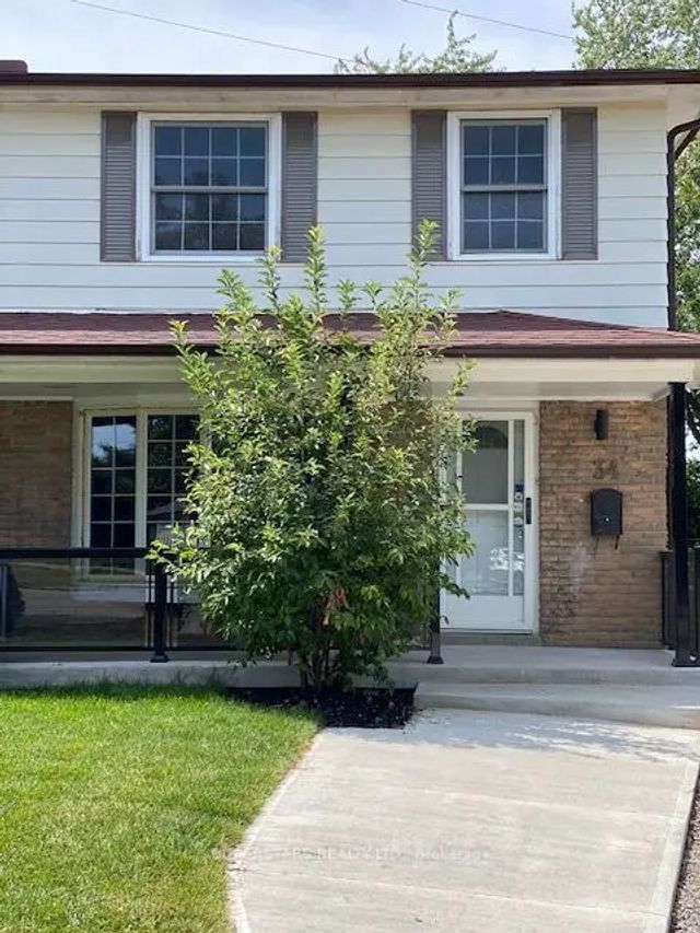 34 Sexton Crescent Main, Toronto C15