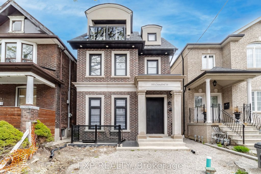 581 Crawford Street Basmt, Toronto C01