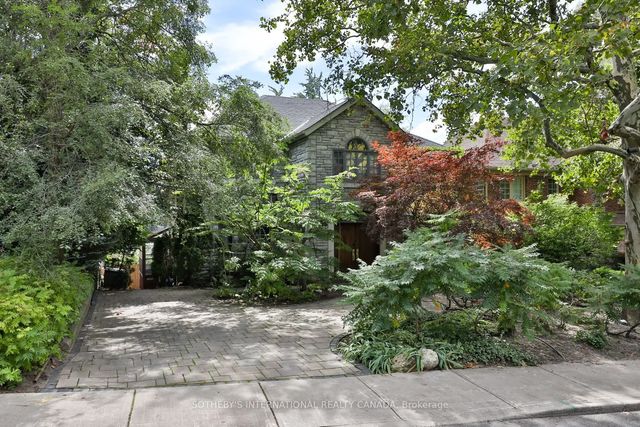 17 Wembley Road, Toronto C04