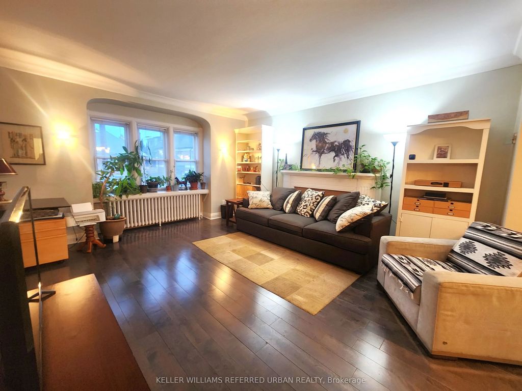1227 Avenue Road Upper, Toronto C04
