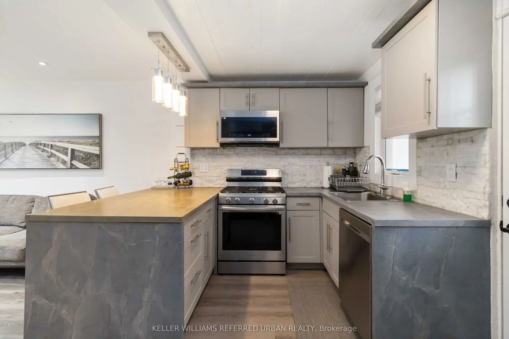 310 Senlac Road, Toronto C07