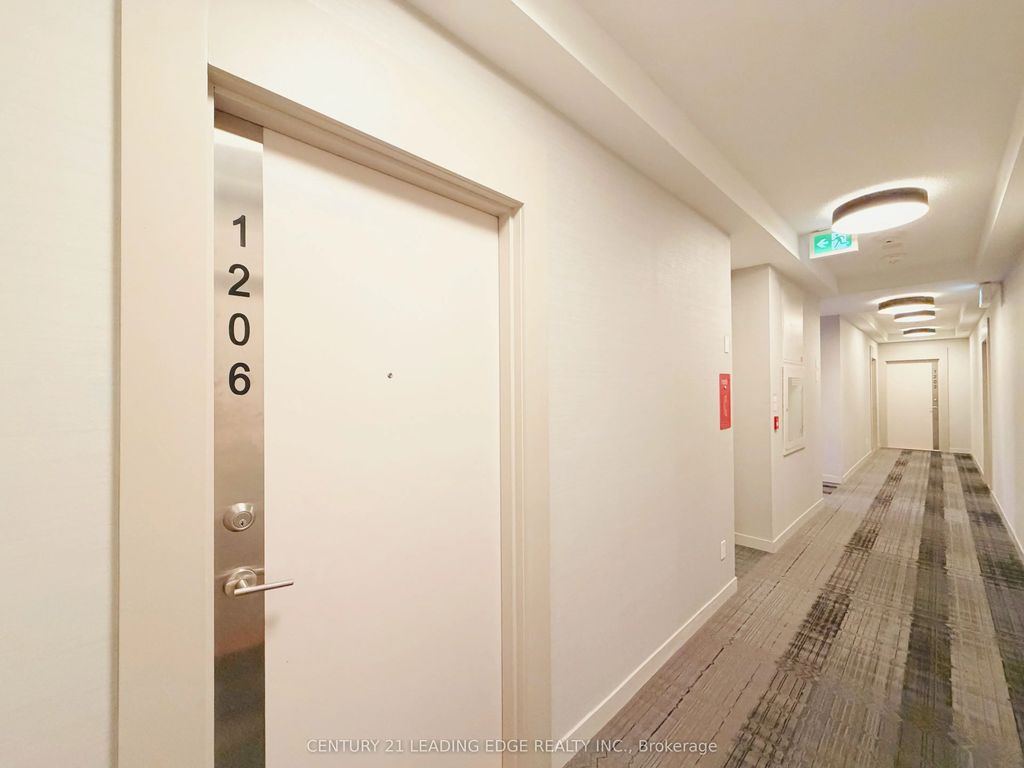 128 Fairview Mall Drive 1206, Toronto C15