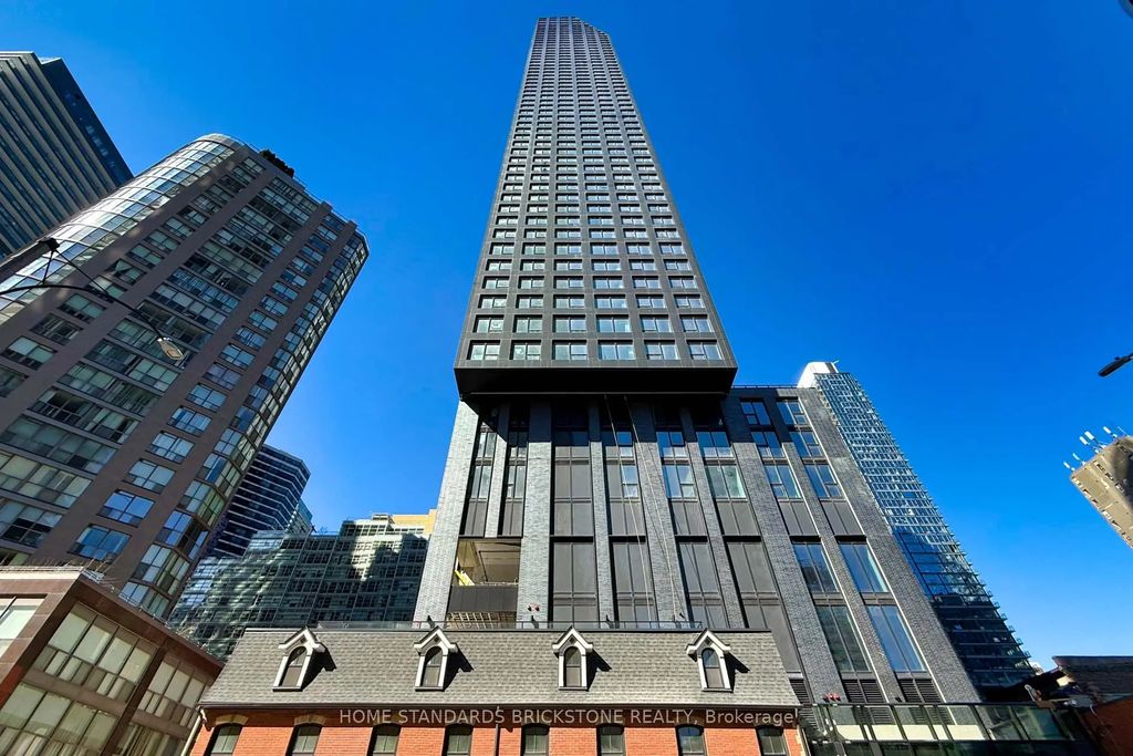 8 Wellesley Street W 1205, Toronto C01