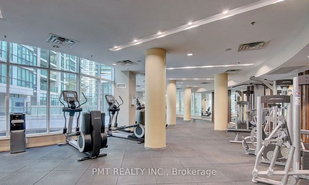 12 Yonge Street 408, Toronto C01