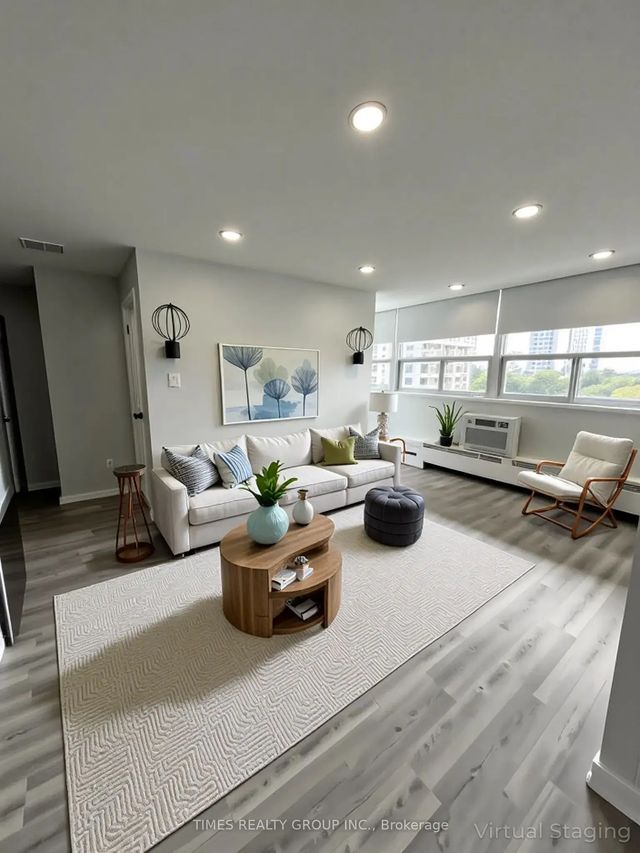 15 Walmer Road 508, Toronto C02