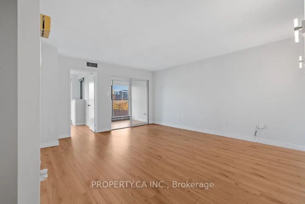 65 Scadding Avenue 608, Toronto C08