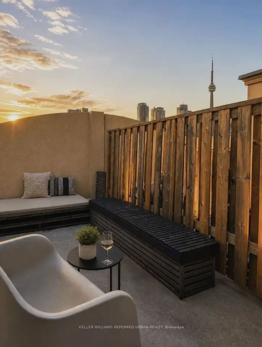 68 Carr Street 16, Toronto C01