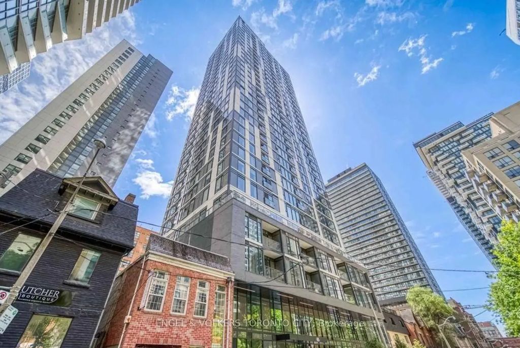 47 Mutual Street 604, Toronto C08