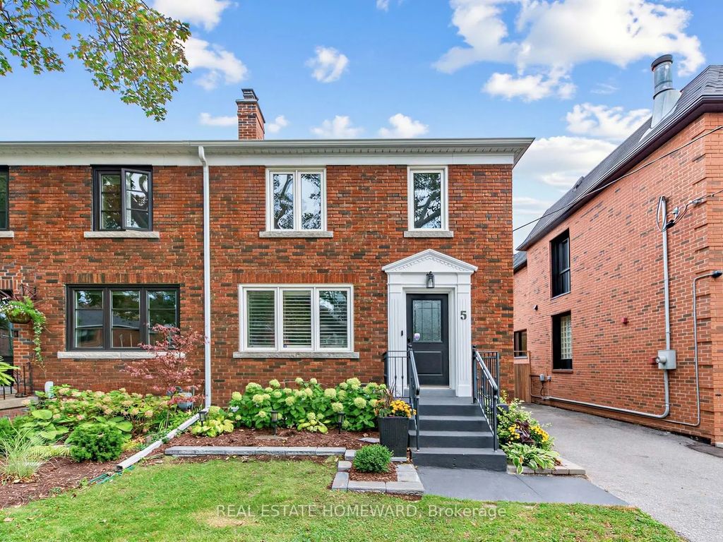 5 Beaufield Avenue, Toronto C11