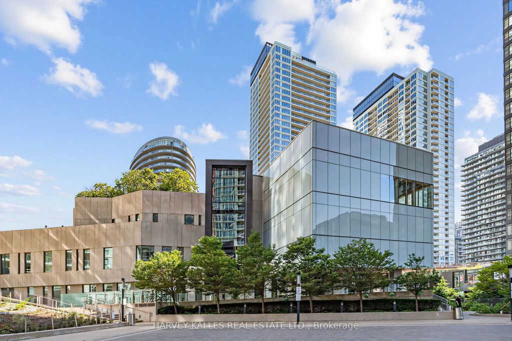 90 Queens Wharf Road 608, Toronto C01