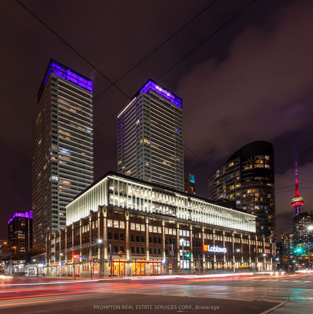 19 Bathurst Street 3807, Toronto C01