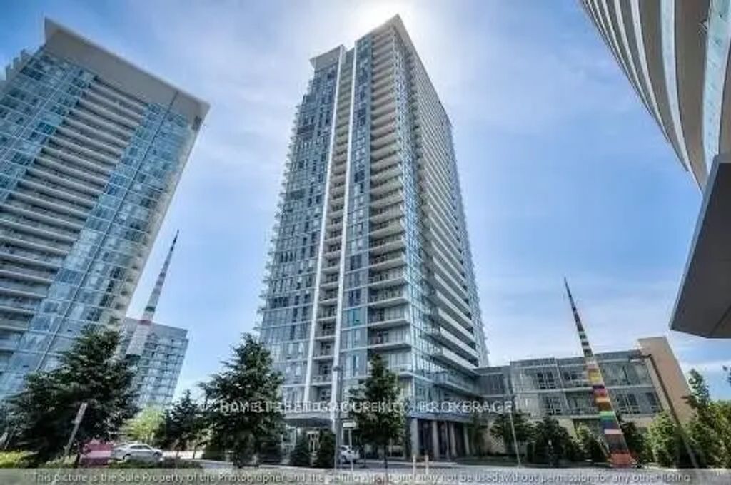 66 Forest Manor Road 1902, Toronto C15