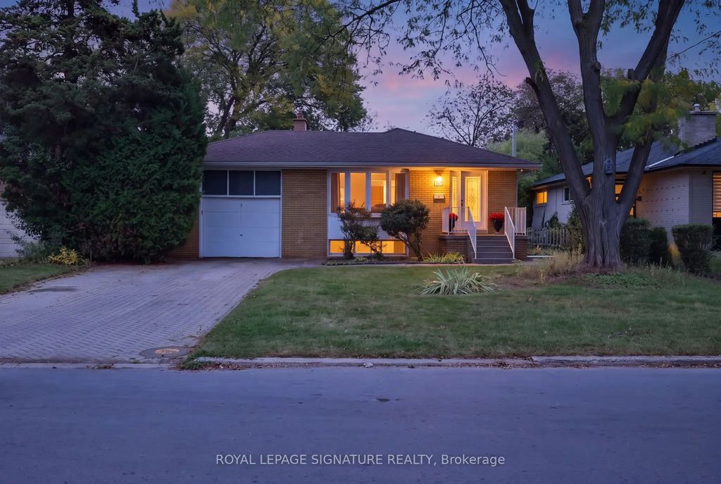 37 Finchurst Drive, Toronto C07
