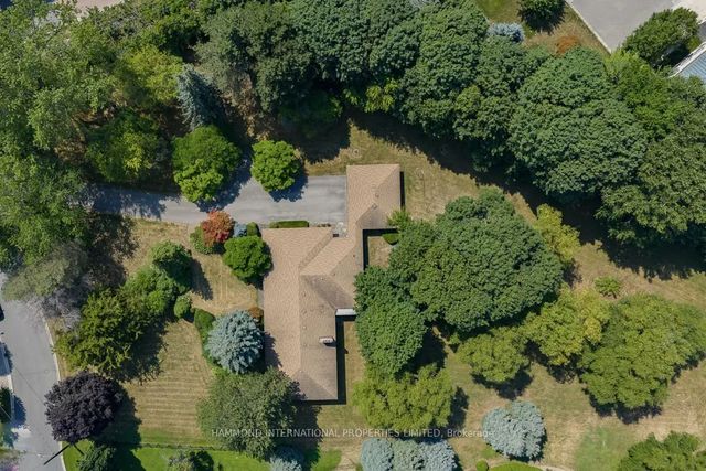 2 Bridle Heath Gate, Toronto C12