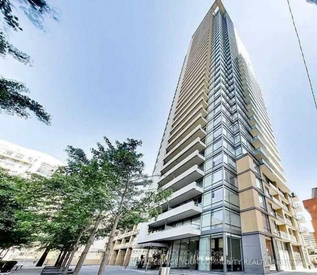 18 Yorkville Avenue 2206, Toronto C02