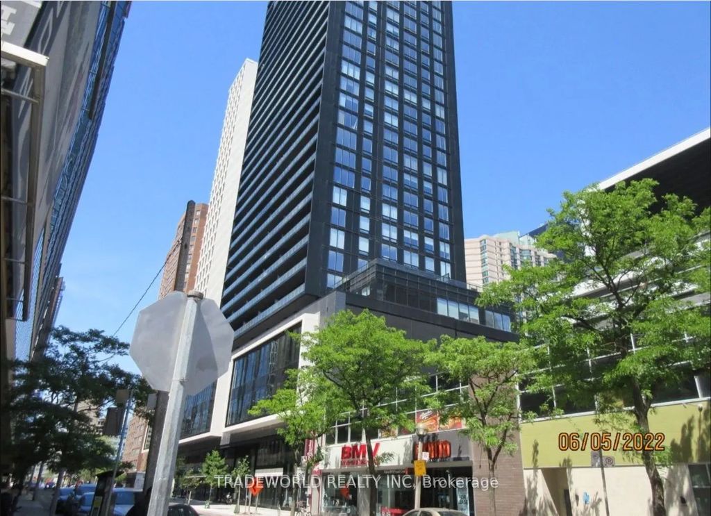 20 Edward Street 1622, Toronto C01