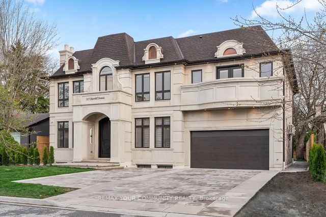 217 Churchill Avenue Aurelia Suite, Toronto C07