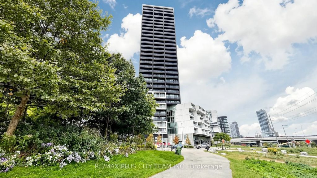 170 Bayview Avenue 301, Toronto C08