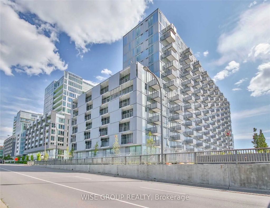 38 Monte Kwinter Court 1005, Toronto C06