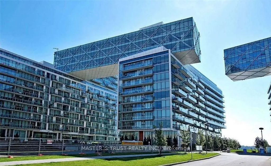 39 Queens Quay E 731, Toronto C01