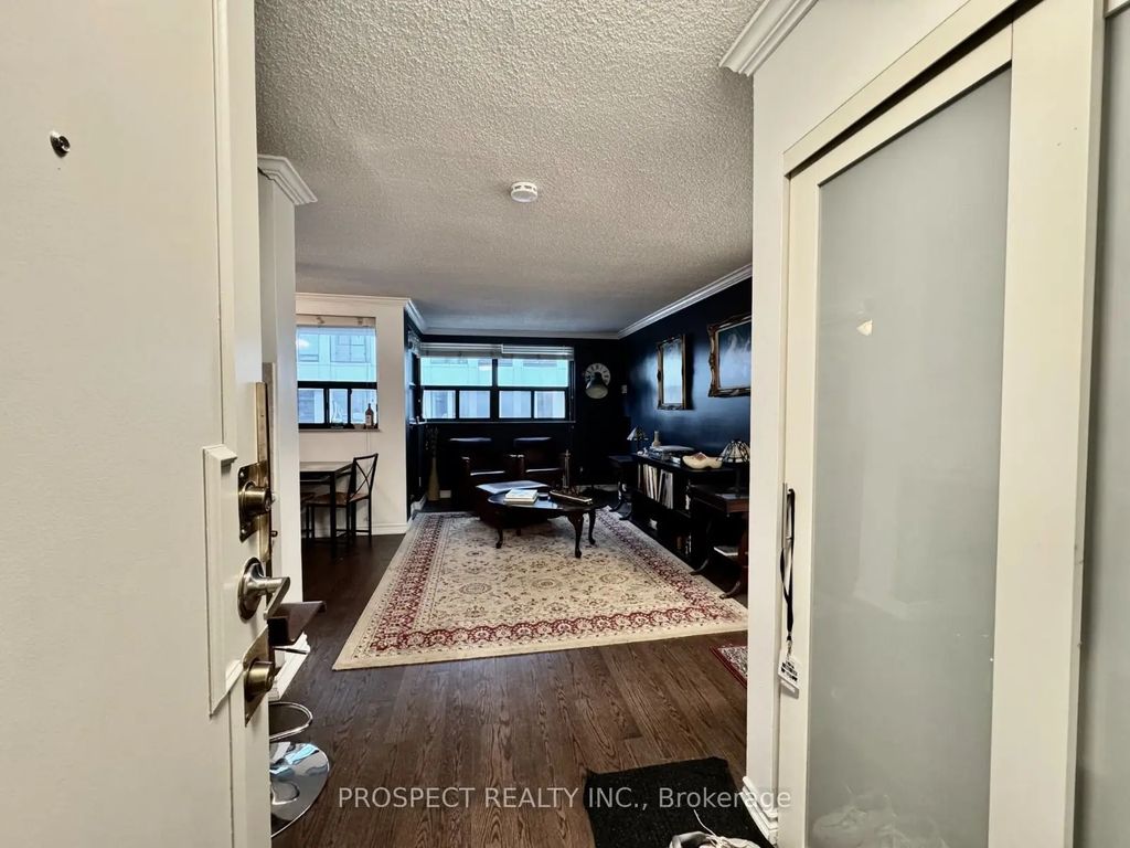 120 Saint Patrick Street N 1210, Toronto C01