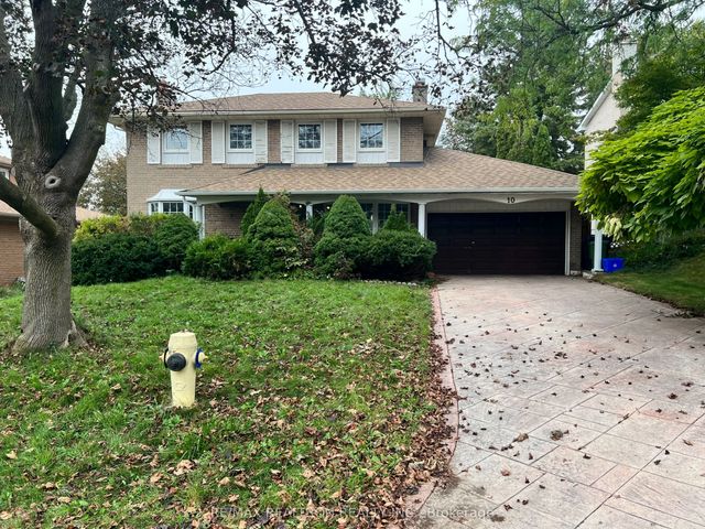 10 Shawfield Crescent, Toronto C13