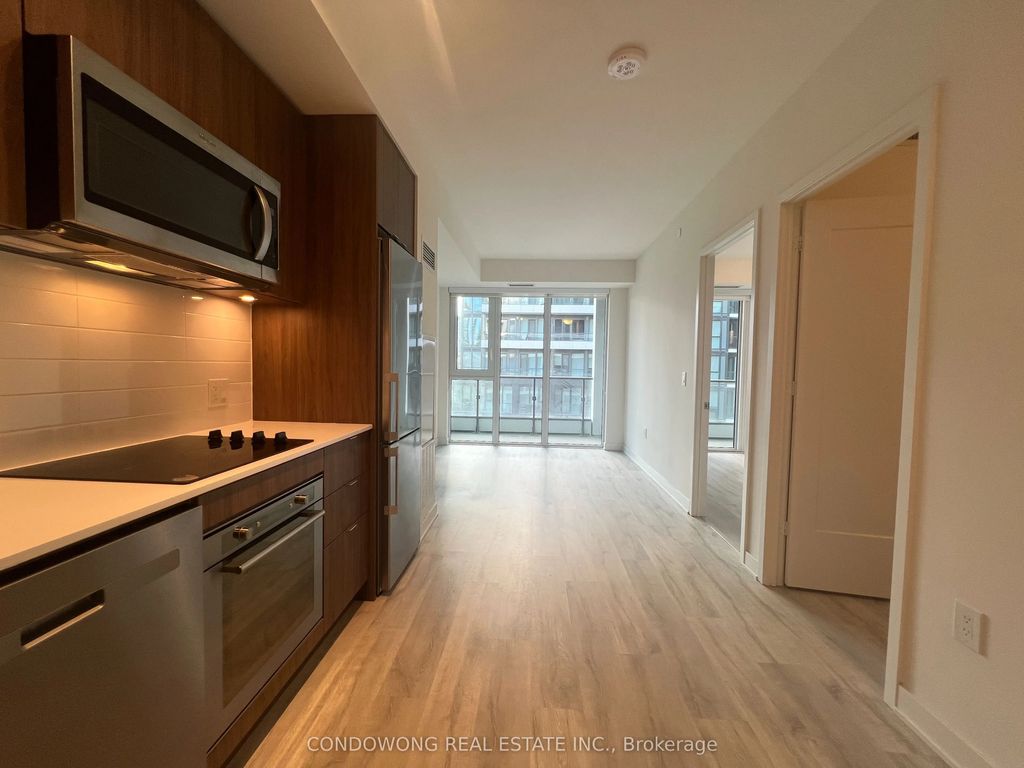60 Princess Street 725, Toronto C08