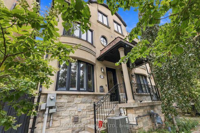 3004 Bayview Avenue, Toronto C14