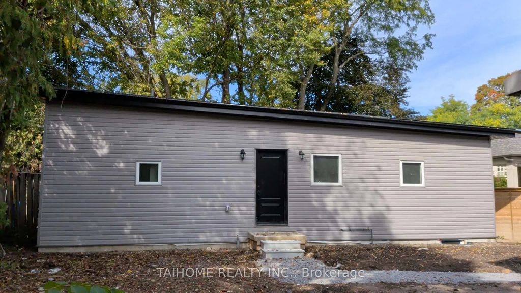 15 Merredin Place Garden Suite, Toronto C13