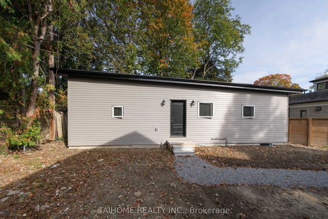 15 Merredin Place Garden Suite, Toronto C13