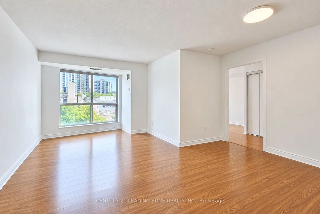 7 Lorraine Drive W 316, Toronto C07