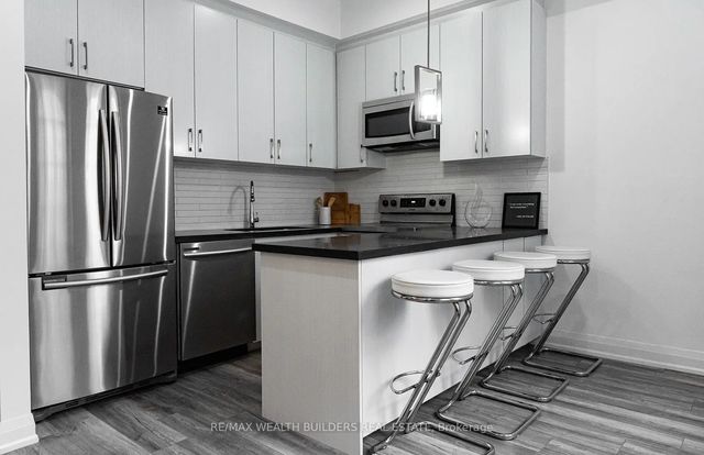 213 Jarvis Street 6, Toronto C08