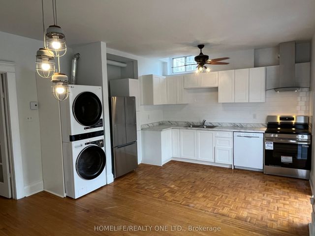 479 Parliament Street, Toronto C08