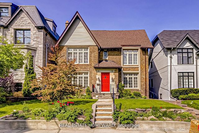 12 Highbourne Road Main, Toronto C02
