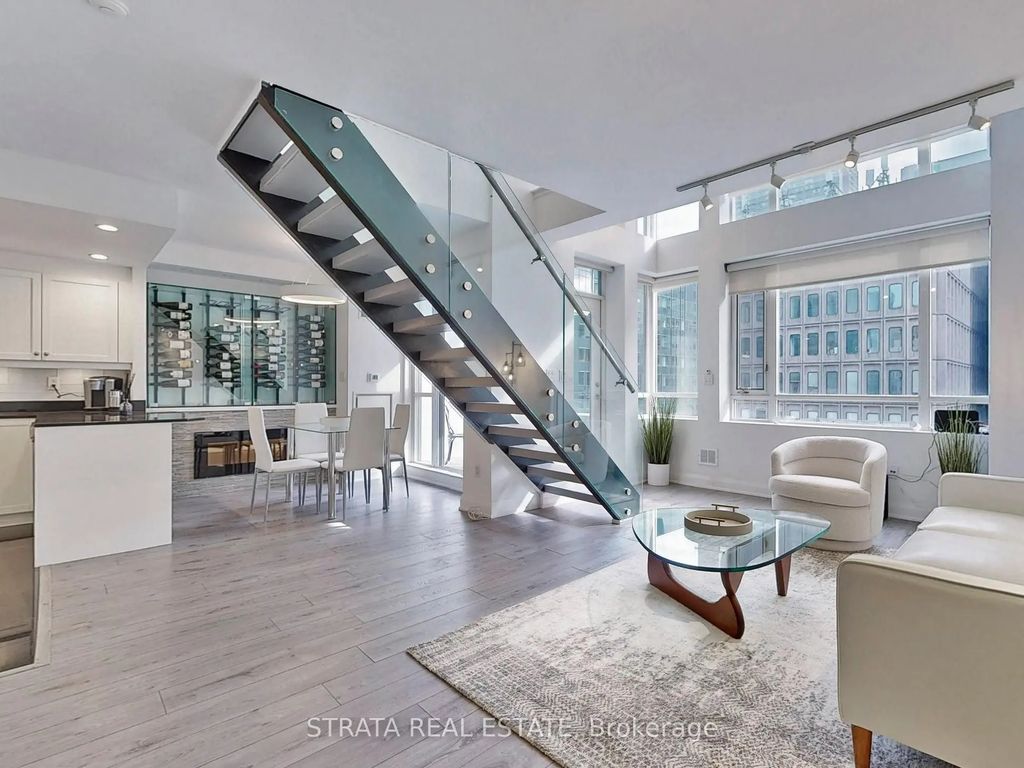 80 Cumberland Street 1502, Toronto C02