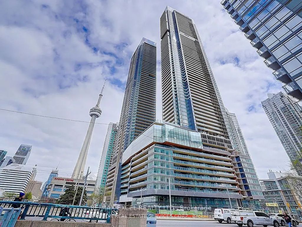 3 Concord Cityplace Way 627, Toronto C01