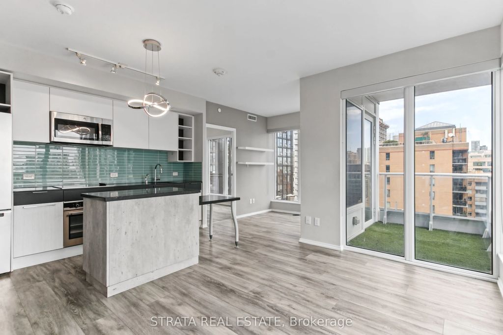 68 Shuter Street 1610, Toronto C08