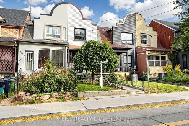 758 Richmond Street W, Toronto C01