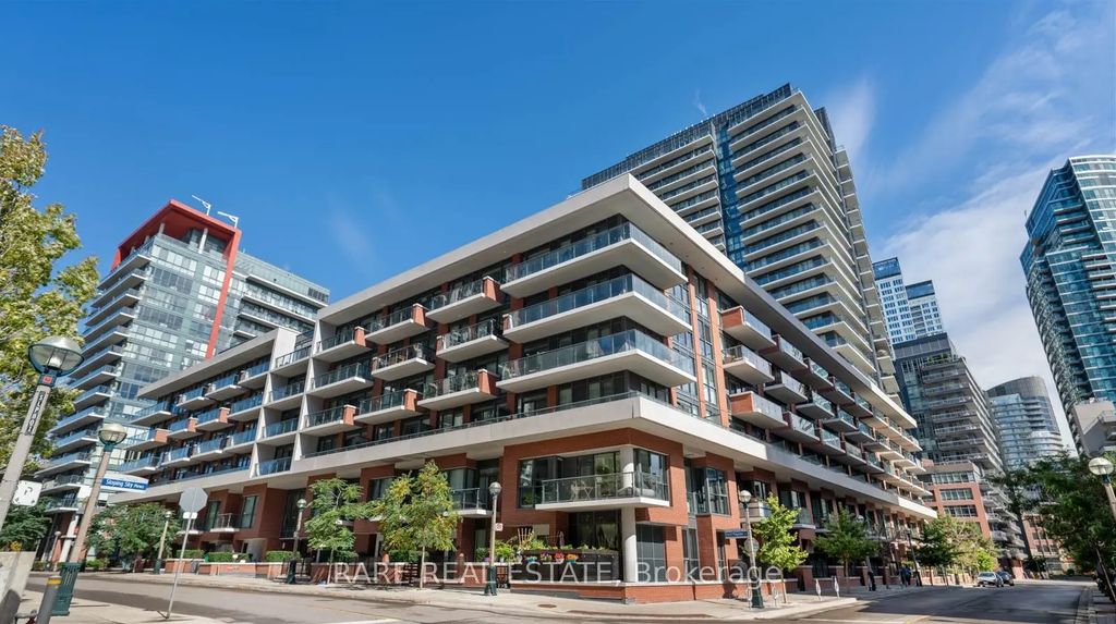 38 Iannuzzi Street 528, Toronto C01
