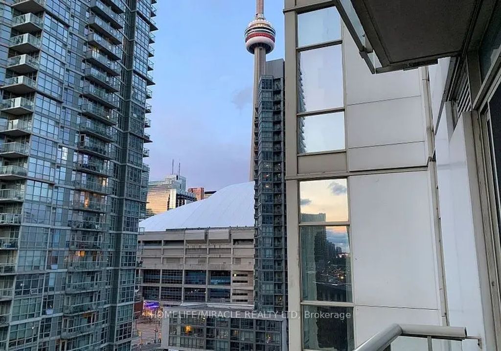 35 Mariner Terrace 1105, Toronto C01