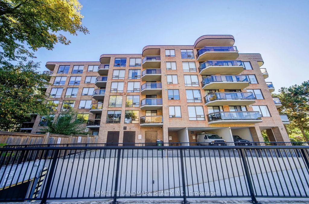 96 Fifeshire Road 301, Toronto C12