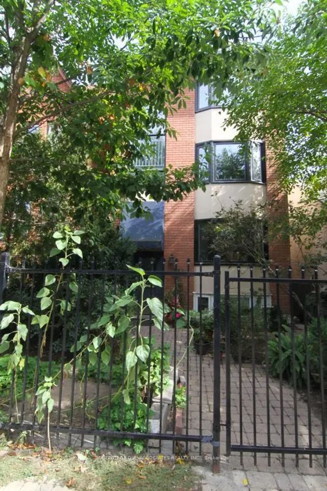 337 Seaton Street 2, Toronto C08