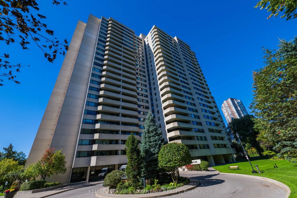 75 Wynford Hts Crescent 302, Toronto C13