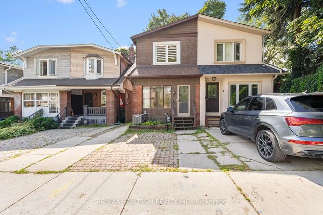 38 Henning Avenue, Toronto C03
