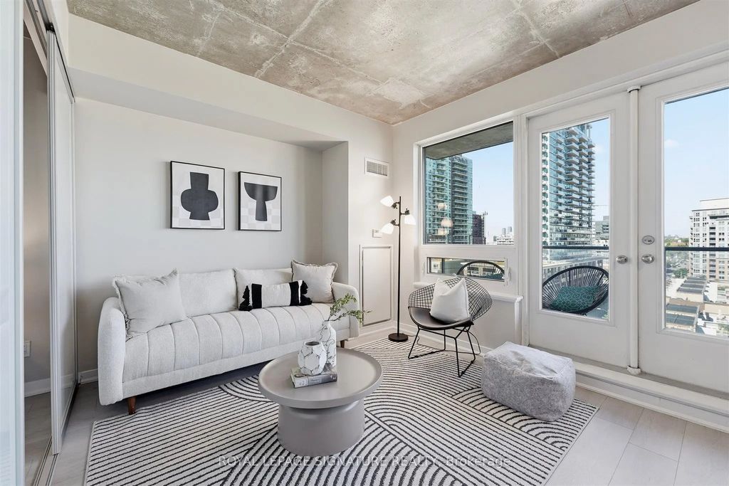 59 East Liberty Street 1010, Toronto C01